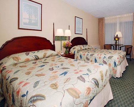 Econo Lodge Inn & Suites オーガスタ 部屋 写真